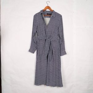 LAUREN Ralph Lauren hounstooth black and white  georgeette dress size 10.